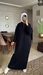 Robe longue ample à col froncé et manches bouffantes — Noir