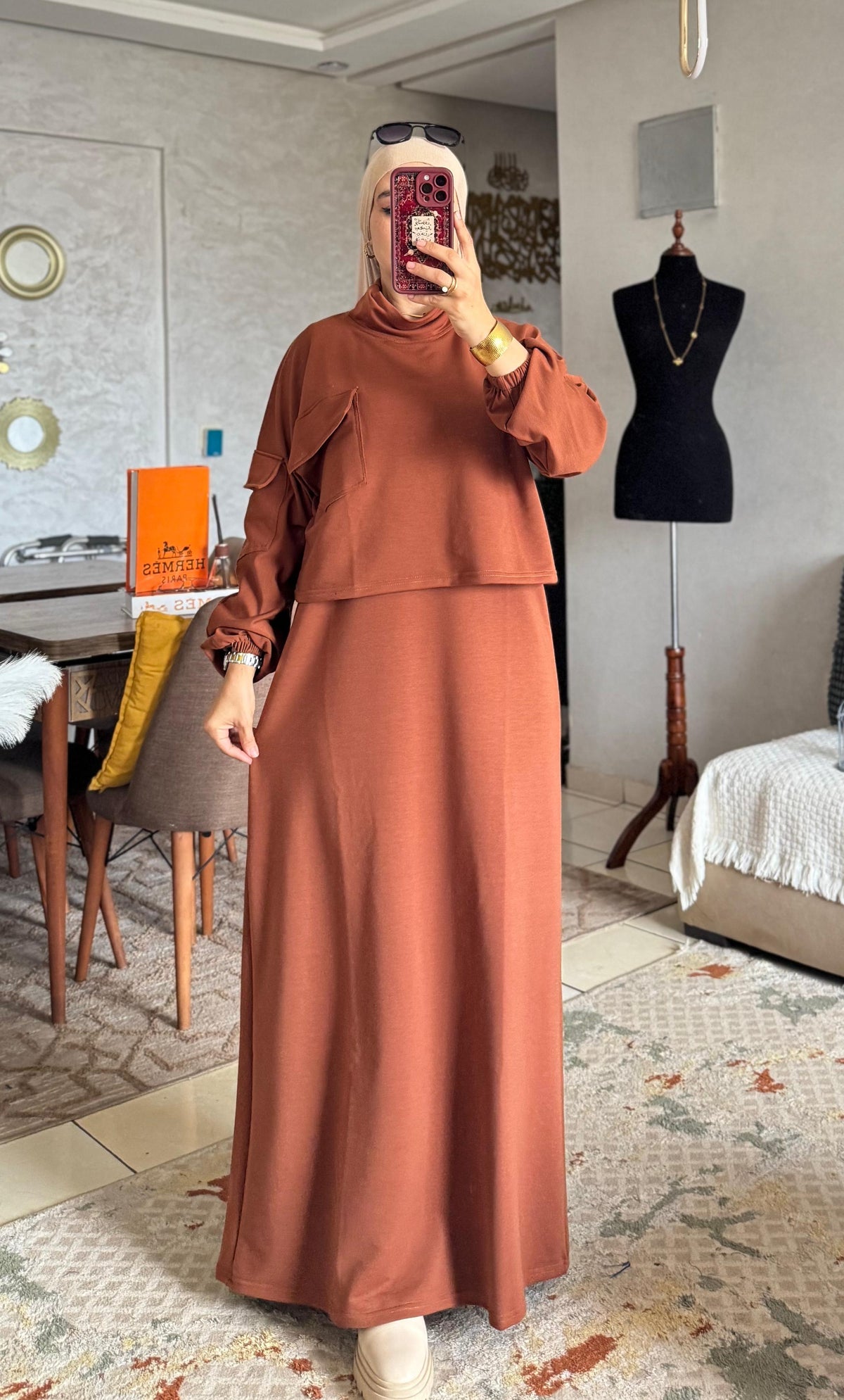 Ensemble robe longue et gilet court à poche plaquée — Marron