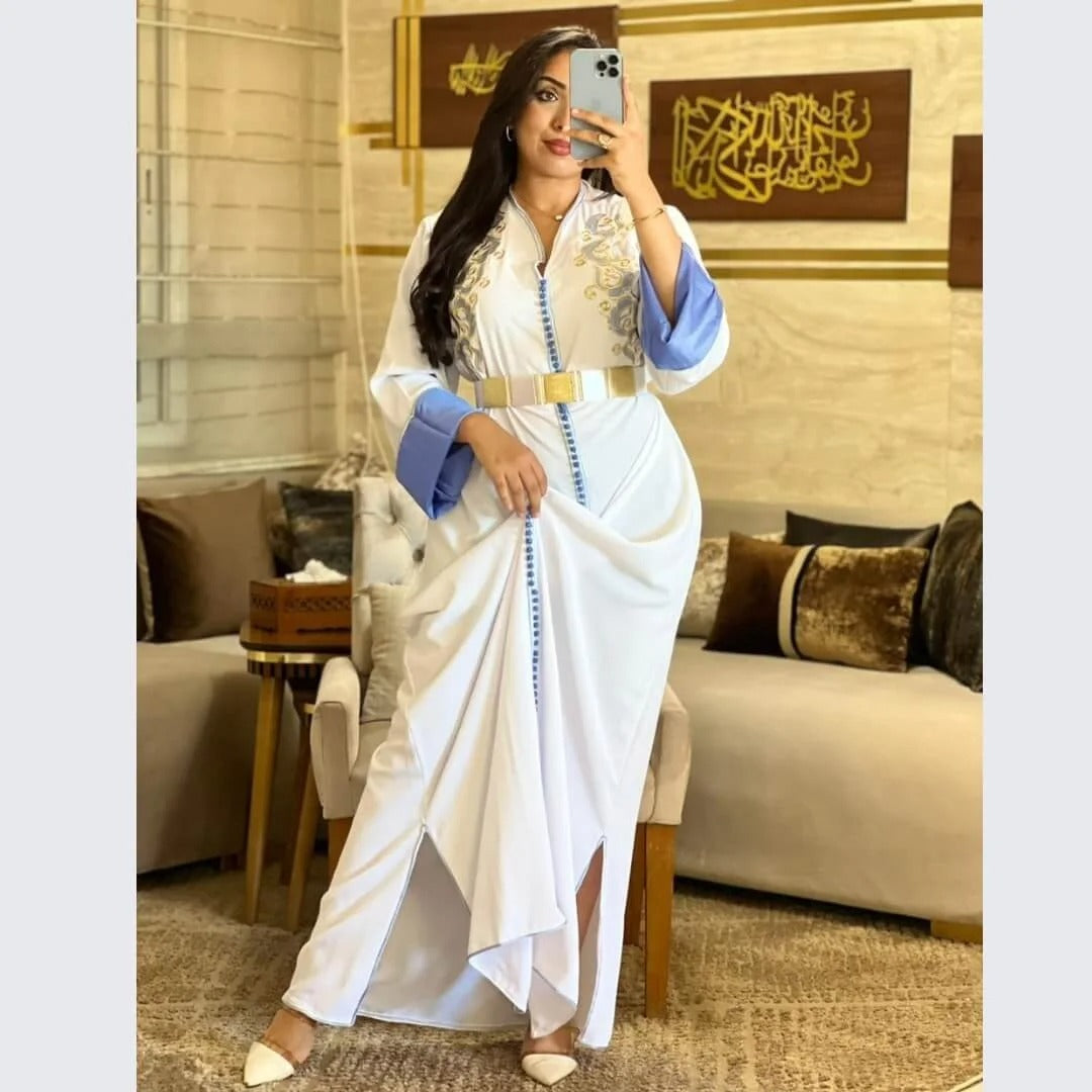 Caftan Hmaoui en crêpe Rosa à épaules brodées – Vue 1