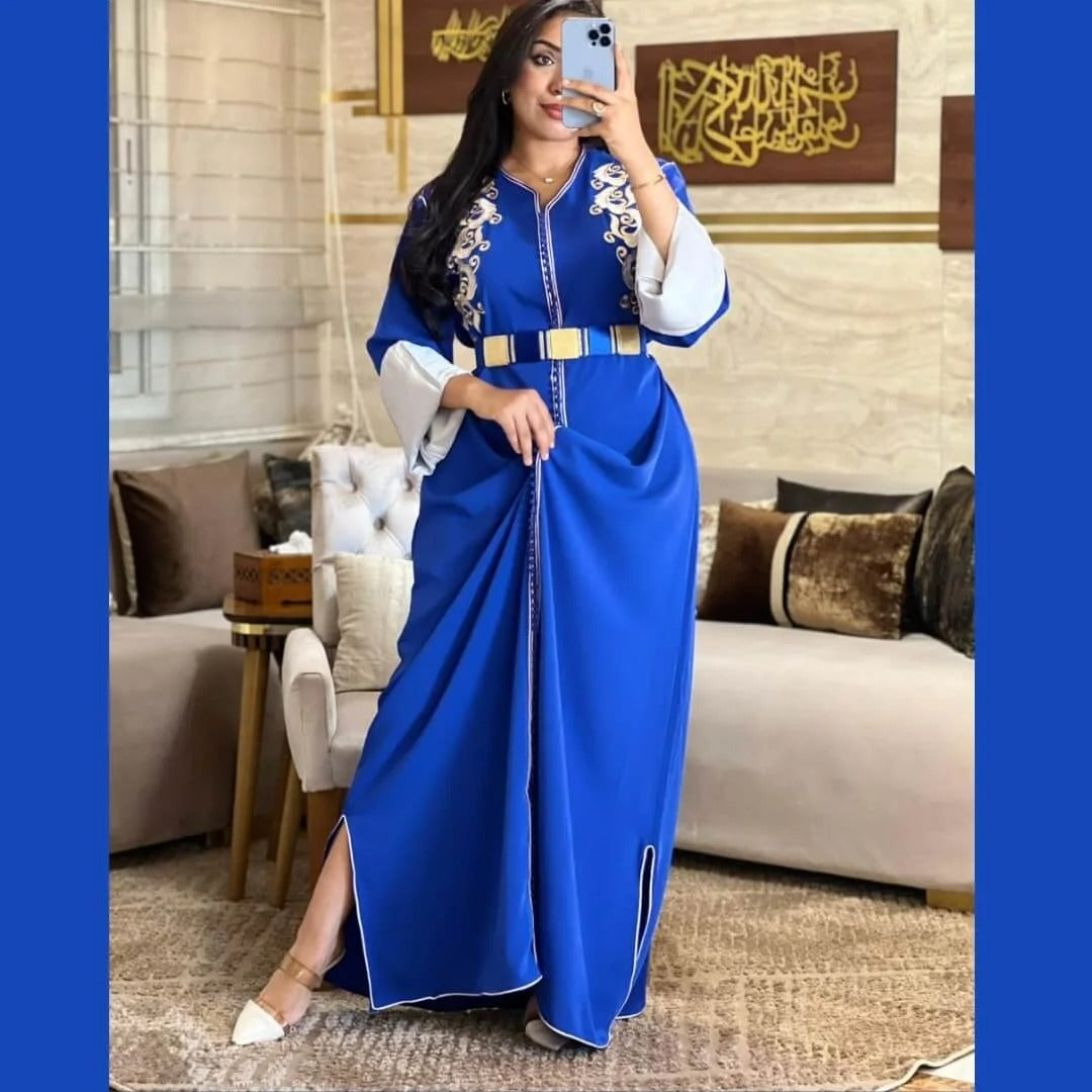 Caftan Hmaoui en crêpe Rosa à épaules brodées – Vue 5