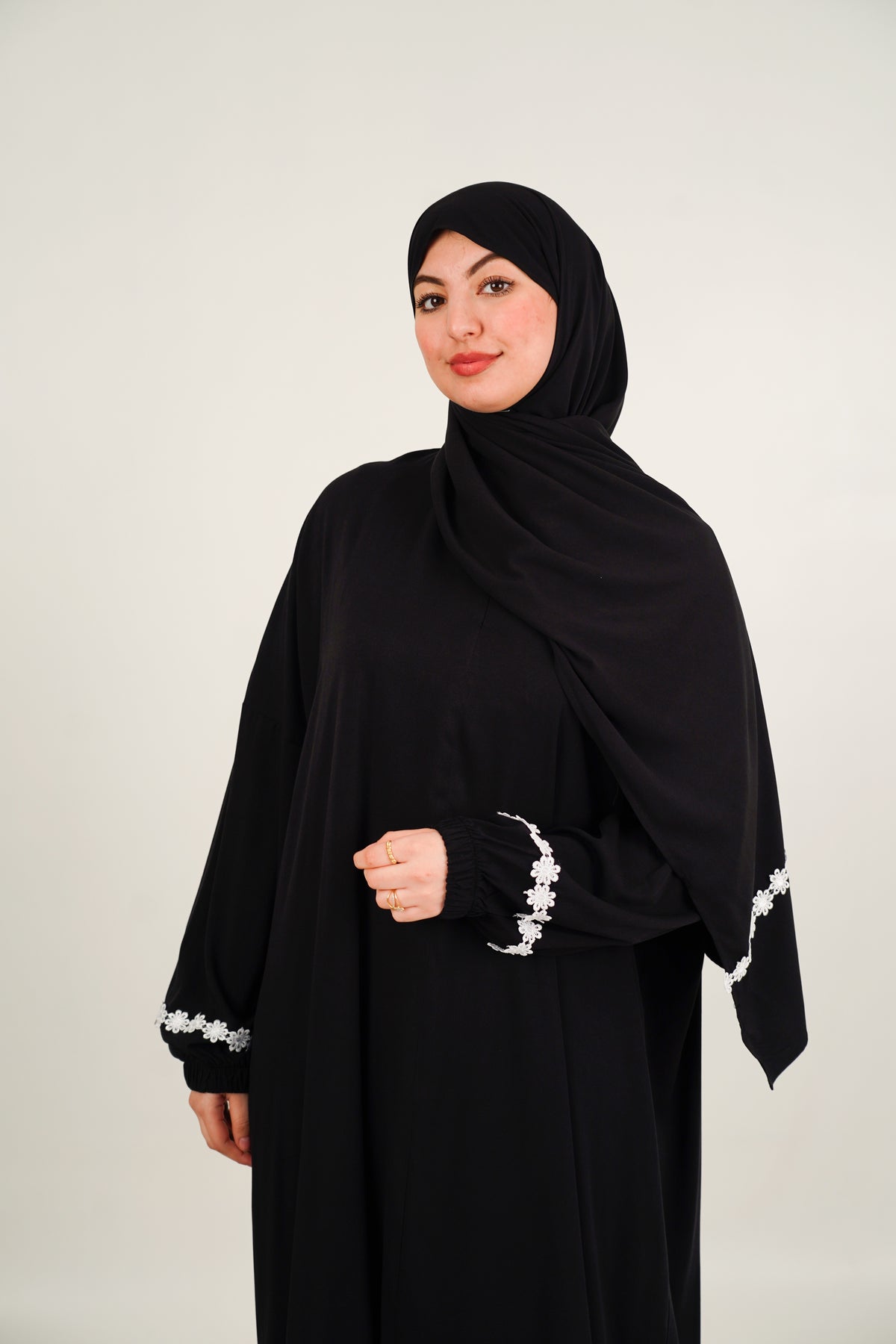 Abaya de prière longue avec voile intégré — Noir