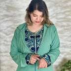 Ensemble djellaba et qamis à broderie rbatie – Vue 1
