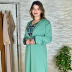 Ensemble djellaba et qamis à broderie rbatie – Vue 2