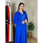Djellaba Hmaouia en crêpe Rosa à broderie ton sur ton – Modèle 1 – Vue 11