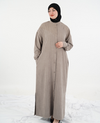 Robe longue à fines rayures et col montant — Anthracite