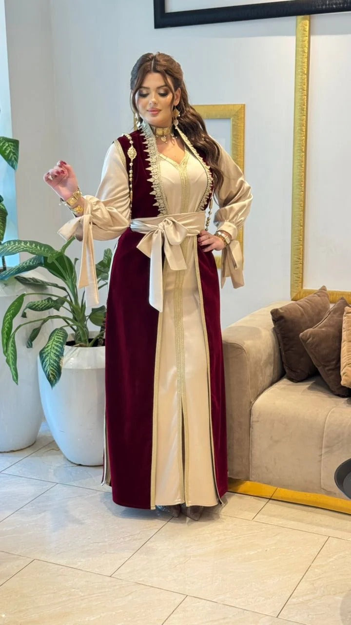 Caftan Hmaoui deux pièces avec cape Mobra et ceinture – Vue 4