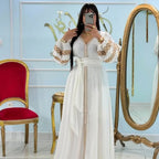 Caftan en crêpe Rosa à sfifa et aakad avec ceinture – Vue 7