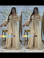 Caftan en crêpe Rosa à sfifa et aakad avec ceinture – Vue 10