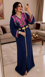 Caftan en crêpe Rosa à broderies rbaties florales – Vue 17