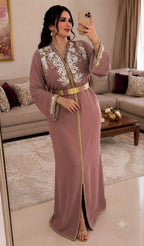 Caftan en crêpe Rosa à broderies rbaties florales – Vue 15