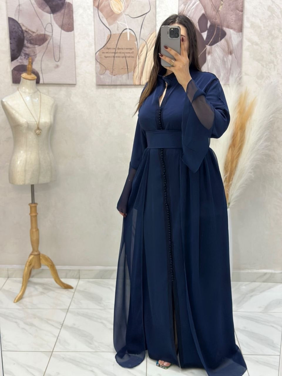 Caftan papillon deux pièces en crêpe et mousseline – Vue 30