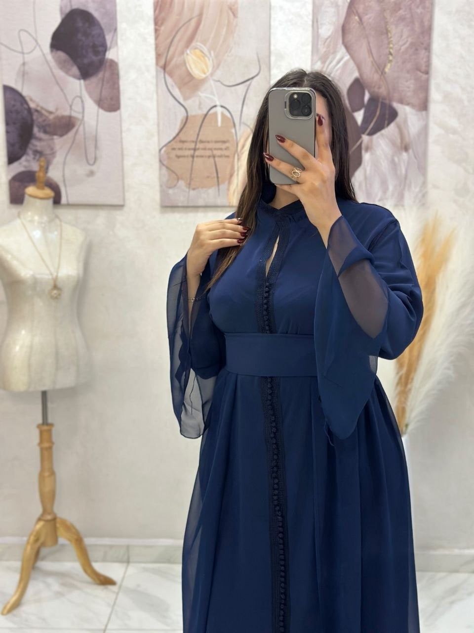 Caftan papillon deux pièces en crêpe et mousseline – Vue 29