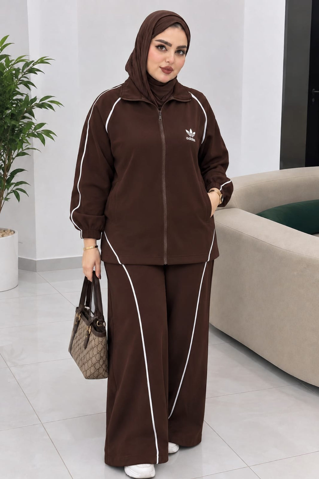Ensemble femme en molleton à bandes et pantalon large – Vue 9