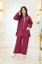 Ensemble femme à veste zippée et pantalon large en molleton — Bordeaux