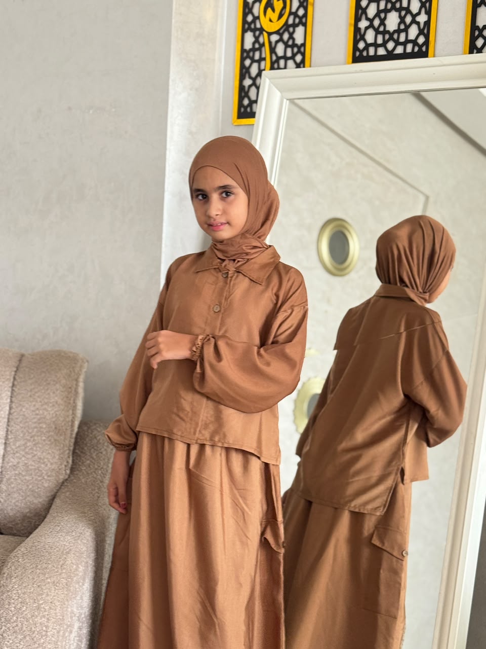 Ensemble fille à chemise ample et jupe longue à poches — Marron tabac