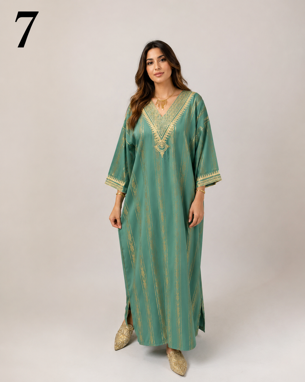 Caftan Marocain Femme en Crêpe Jawhara 100% Soie Imprimée – Broderie Élégante au Col et Manches | Tailles M à XXL