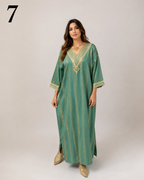 Caftan Marocain Femme en Crêpe Jawhara 100% Soie Imprimée – Broderie Élégante au Col et Manches | Tailles M à XXL