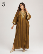 Caftan Marocain Femme en Crêpe Jawhara 100% Soie Imprimée – Broderie Élégante au Col et Manches | Tailles M à XXL