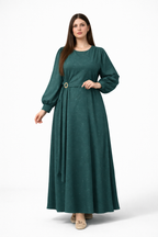 Robe Longue Femme Élégante avec Broche – Caftan Moderne Chic | Grande Taille L à 3XL