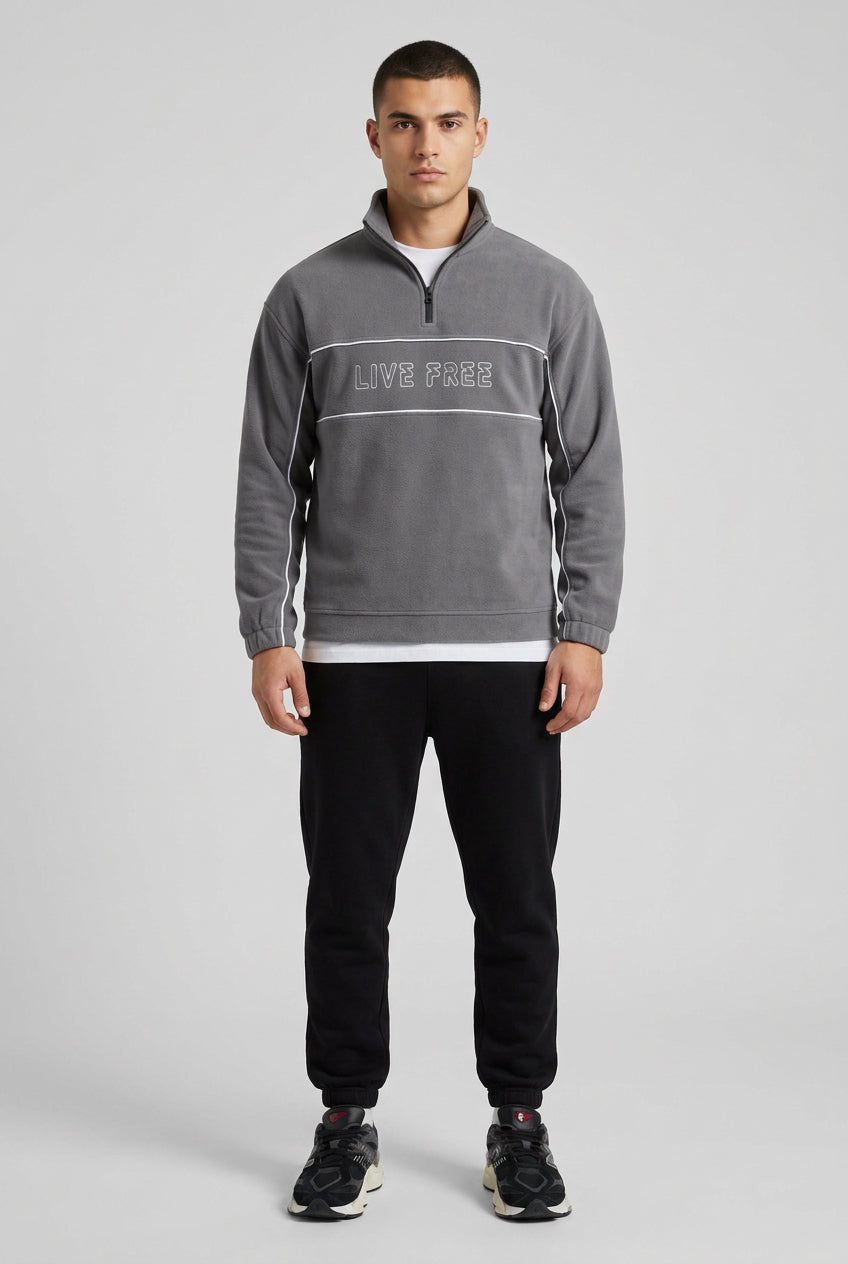 Pull polaire homme à liserés et inscription – Gris clair