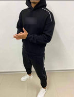 Ensemble homme à capuche et liserés contrastants – Noir