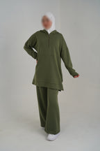 Ensemble femme à tunique demi-zippée à capuche et pantalon ample – Kaki