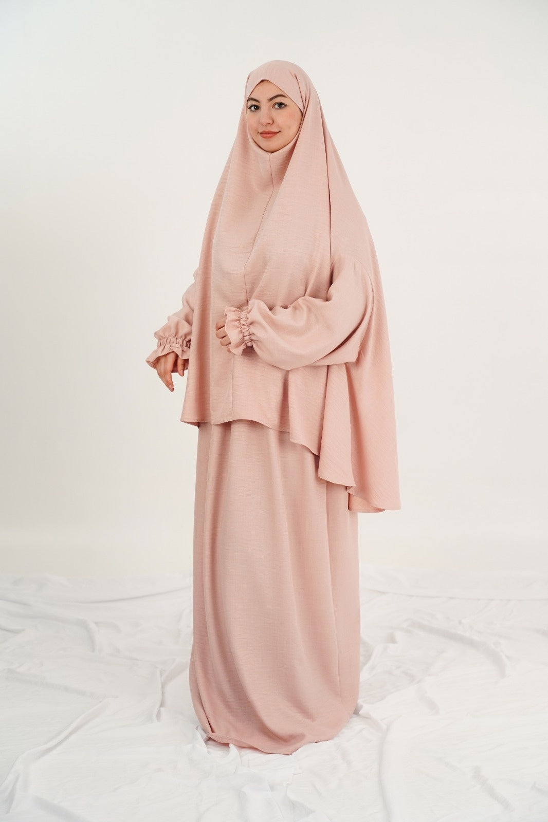Ensemble de prière avec khimar, jupe et pochette – Rose clair