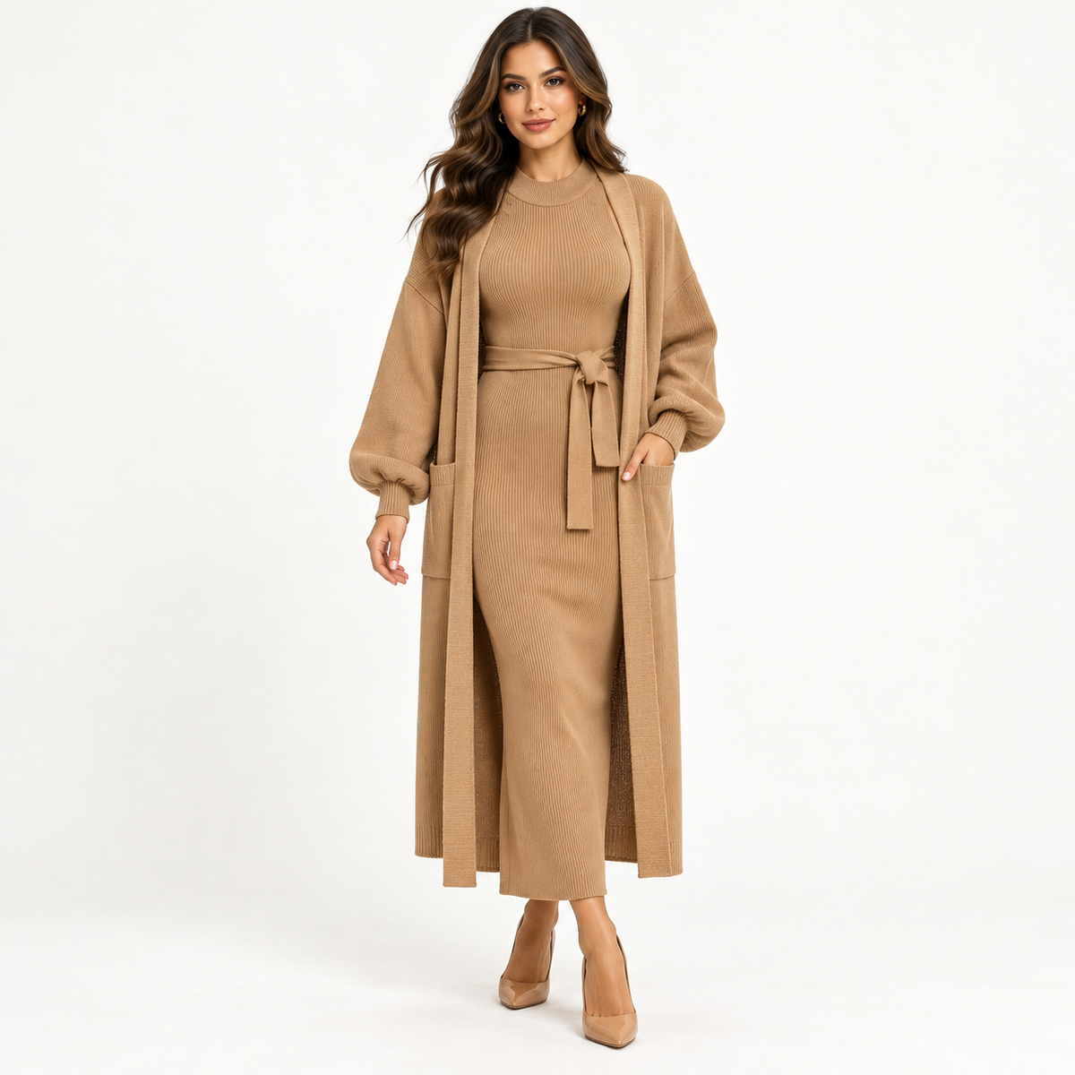 Robe longue ceinturée et kimono à manches bouffantes — Camel — photo studio