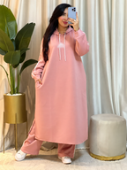 Ensemble femme à tunique longue à capuche et liserés blancs — Rose