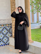 Abaya deux pièces à manches froncées et voile assorti – Noir