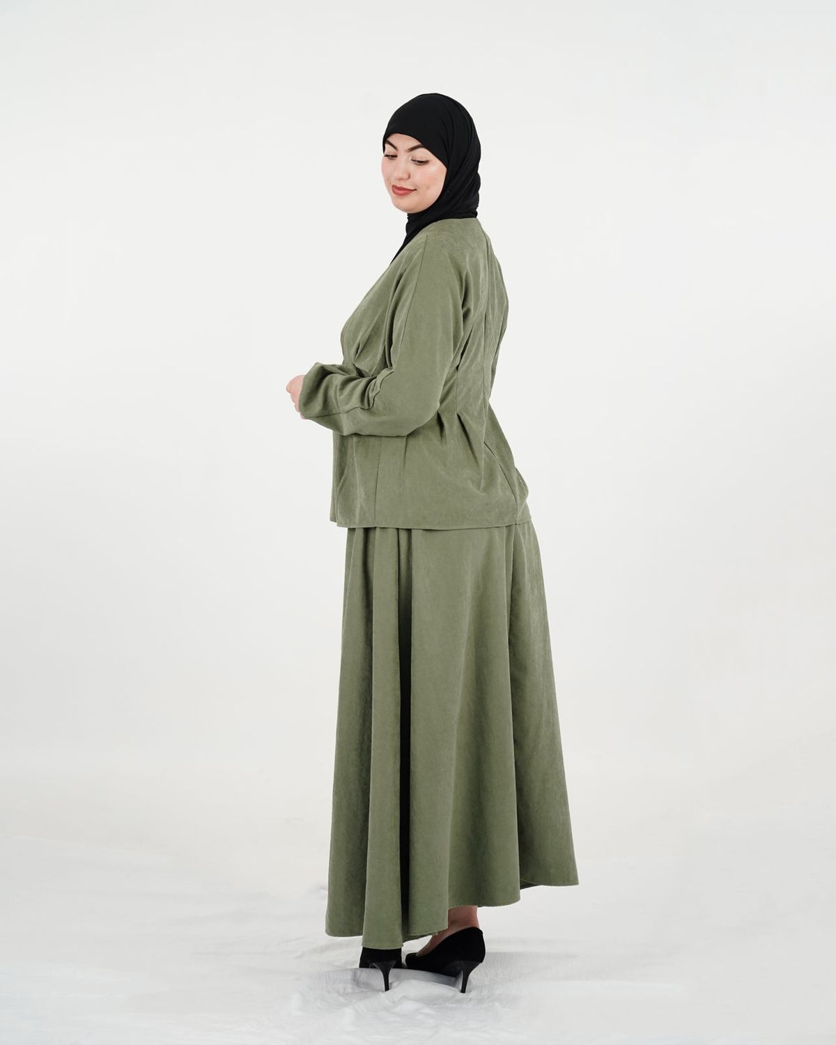Ensemble femme à veste courte et jupe-culotte ample – Kaki