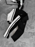 Ensemble homme à capuche et bandes contrastées — Noir — logos floutés