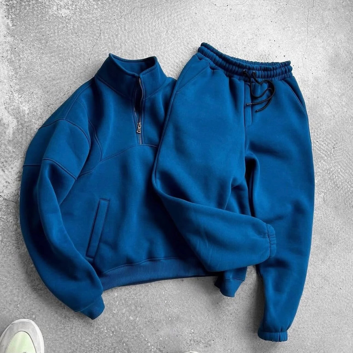 Ensemble homme en molleton à col montant demi-zippé — Bleu roi