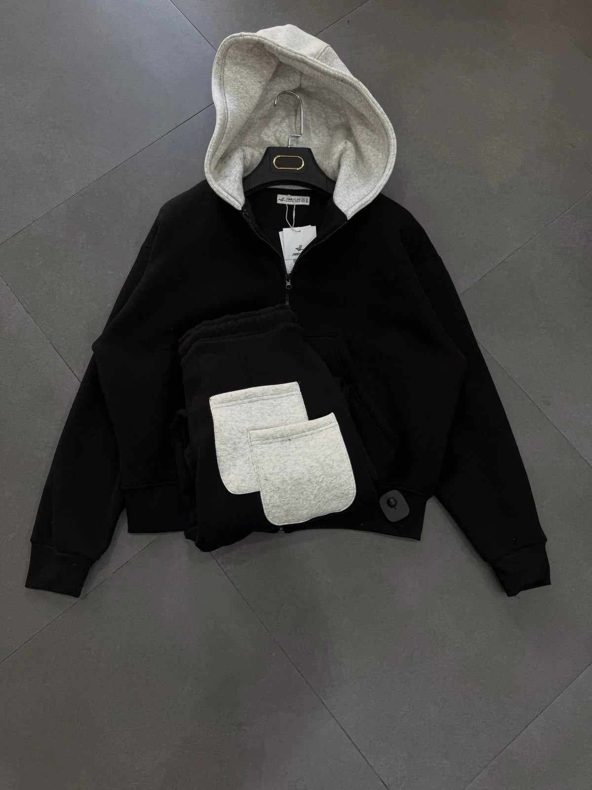 Ensemble zippé à capuche — Noir