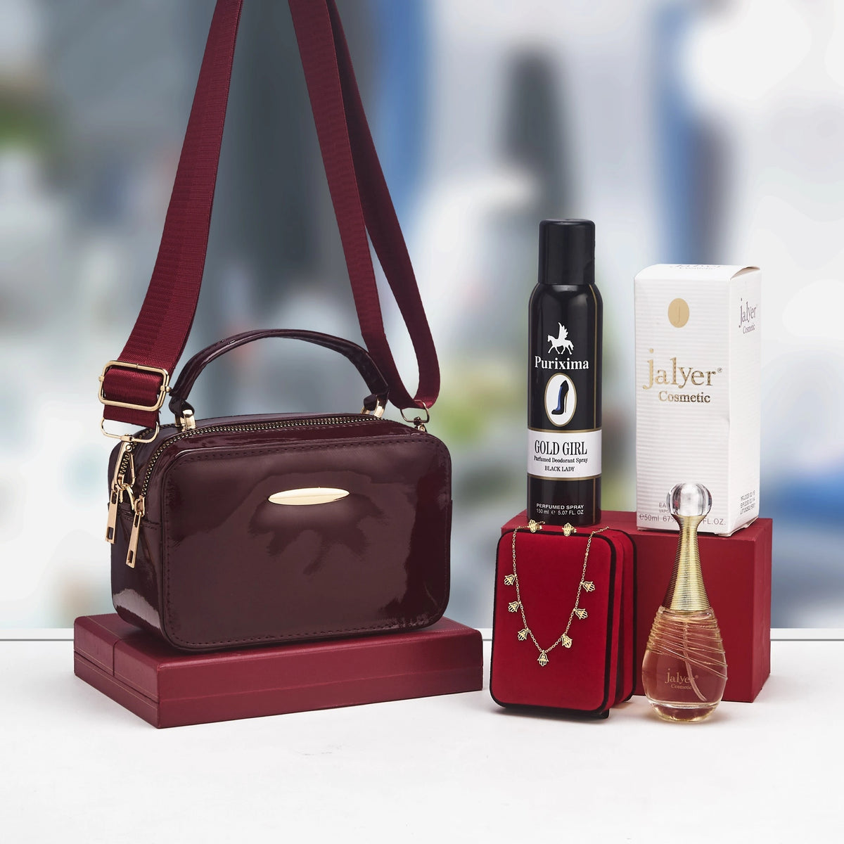 Coffret mini sac rectangulaire et accessoires parfumés — Bordeaux
