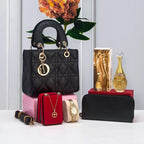 Coffret sac matelassé, portefeuille, montre et accessoires — Noir