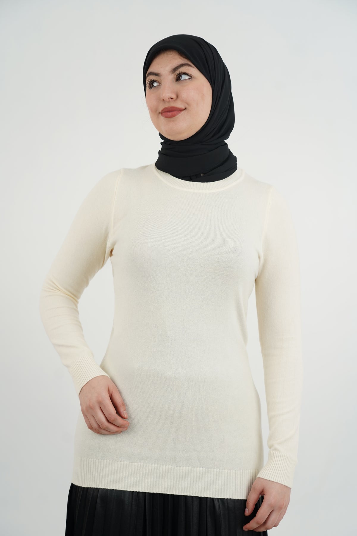 Pull femme en maille à col rond et manches longues — Blanc Cassé