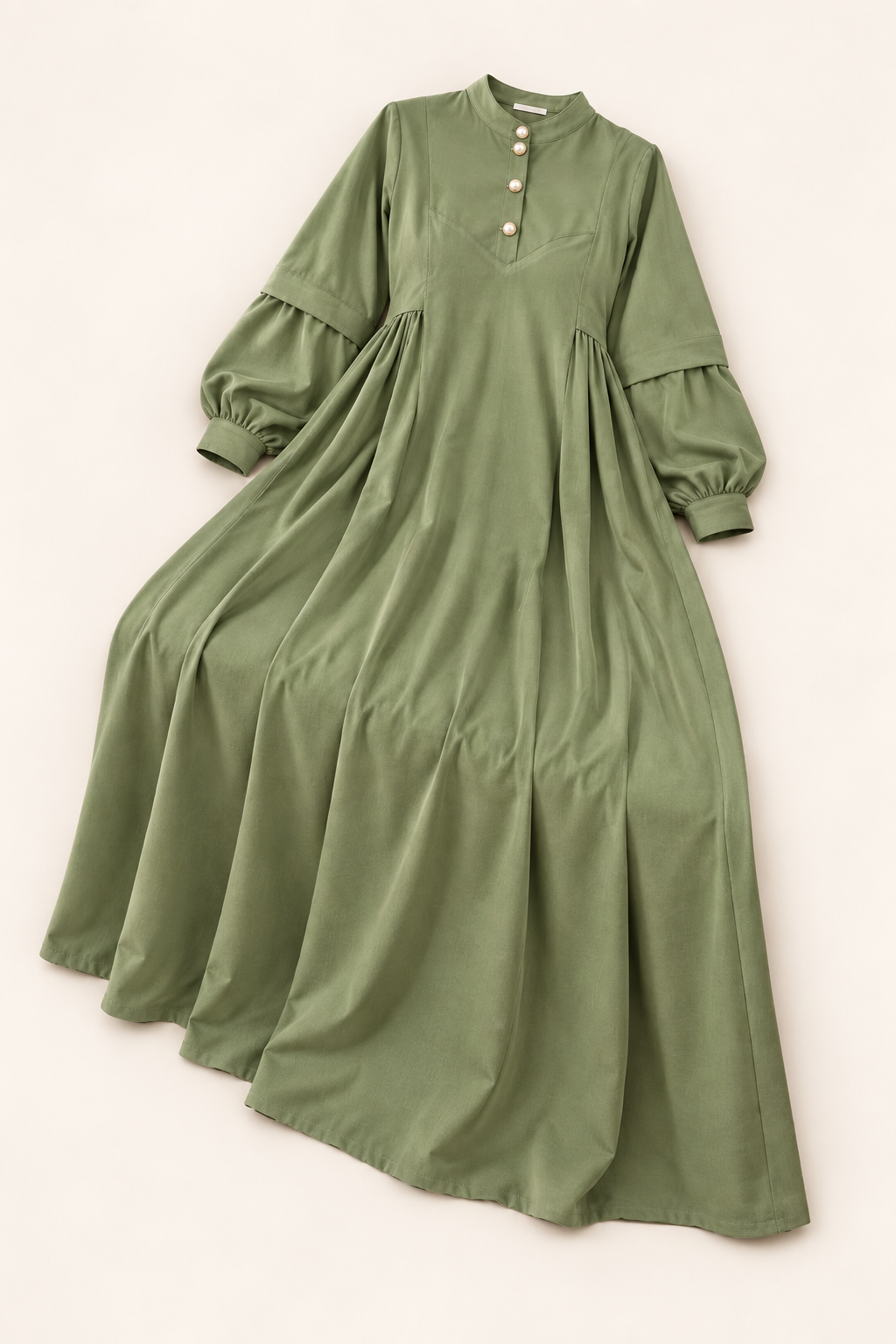 Robe plié 2 vert bouteille — vue du produit avec fond studio retouché