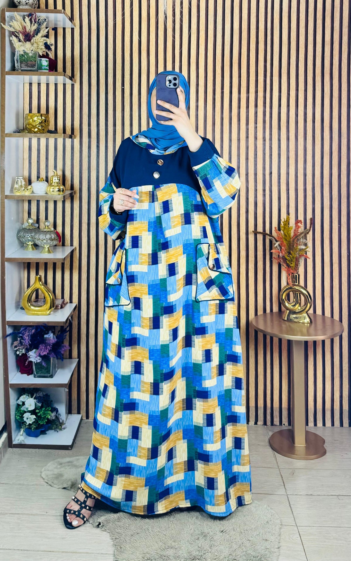 Djellaba à capuche et motifs géométriques multicolores — Bleu marine