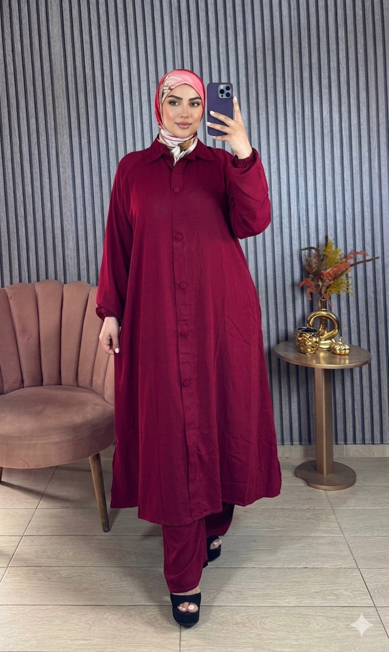 Ensemble à tunique longue évasée et pantalon assorti — Bordeaux